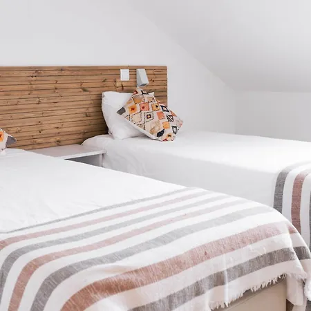Hostel Ferrel Surfhouse Ferrel (Leiria)
